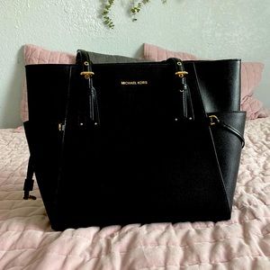 New! Michael Kors bag with laptop sleeve